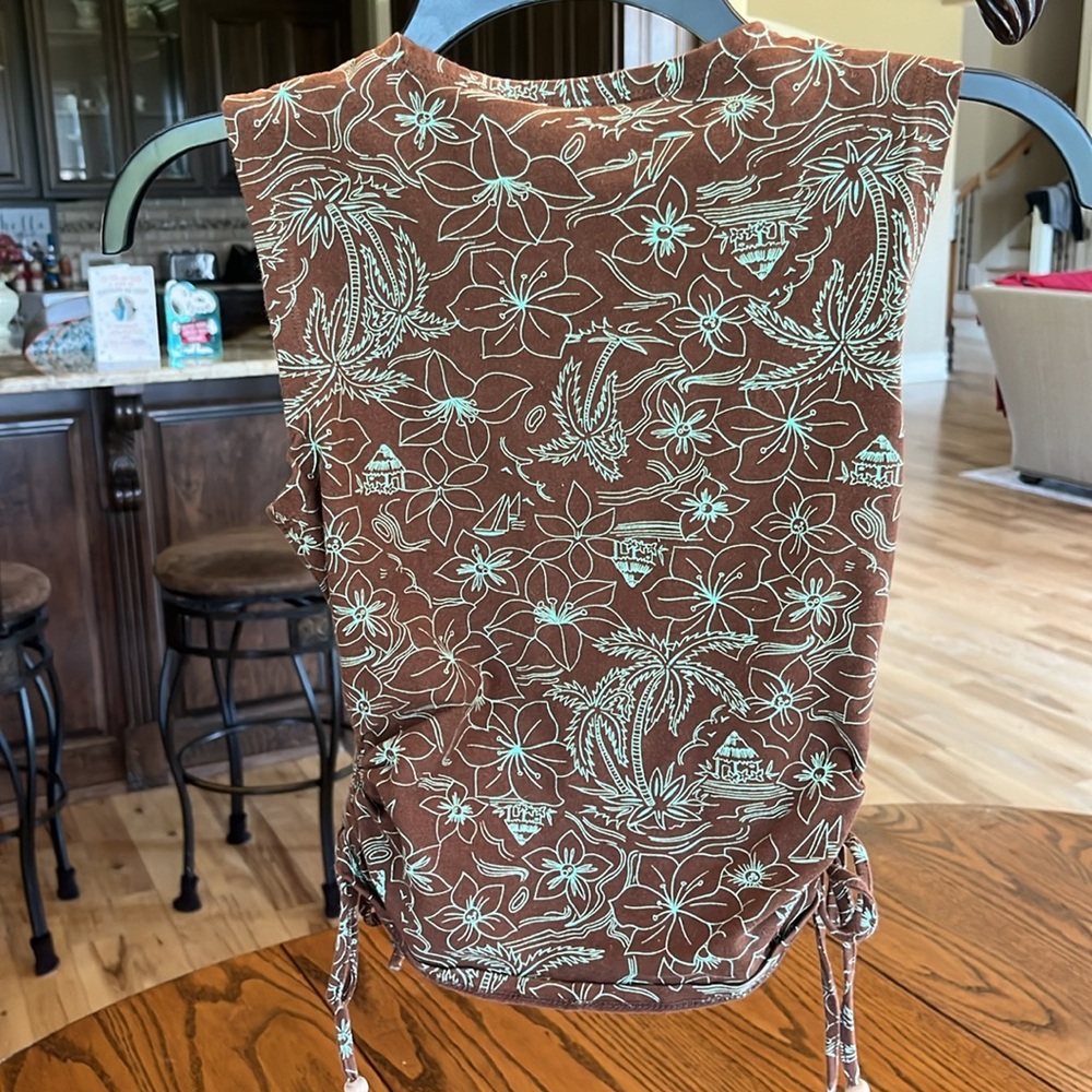 Baby Tee Tropical Tank Coffee Bean Brown - Picture 10 of 11